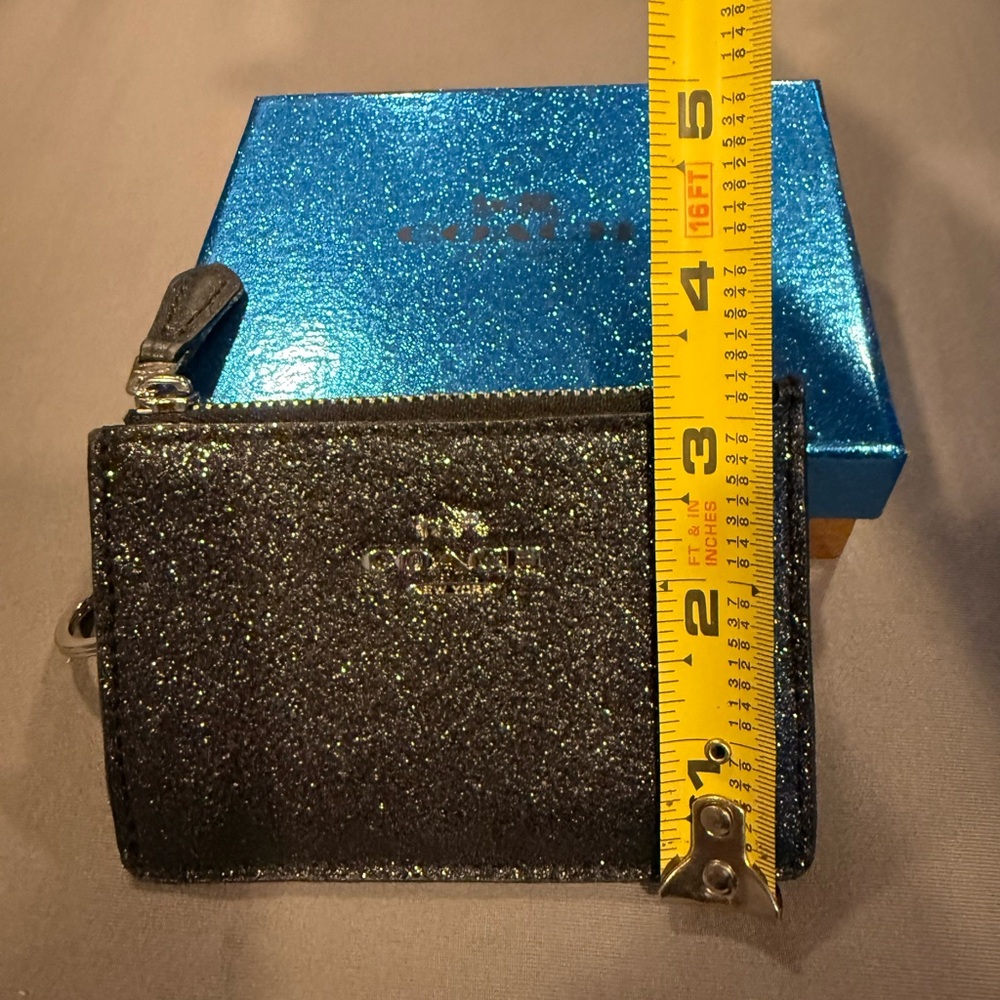 Coach Sparkle Card Holder - Picture 3 of 6